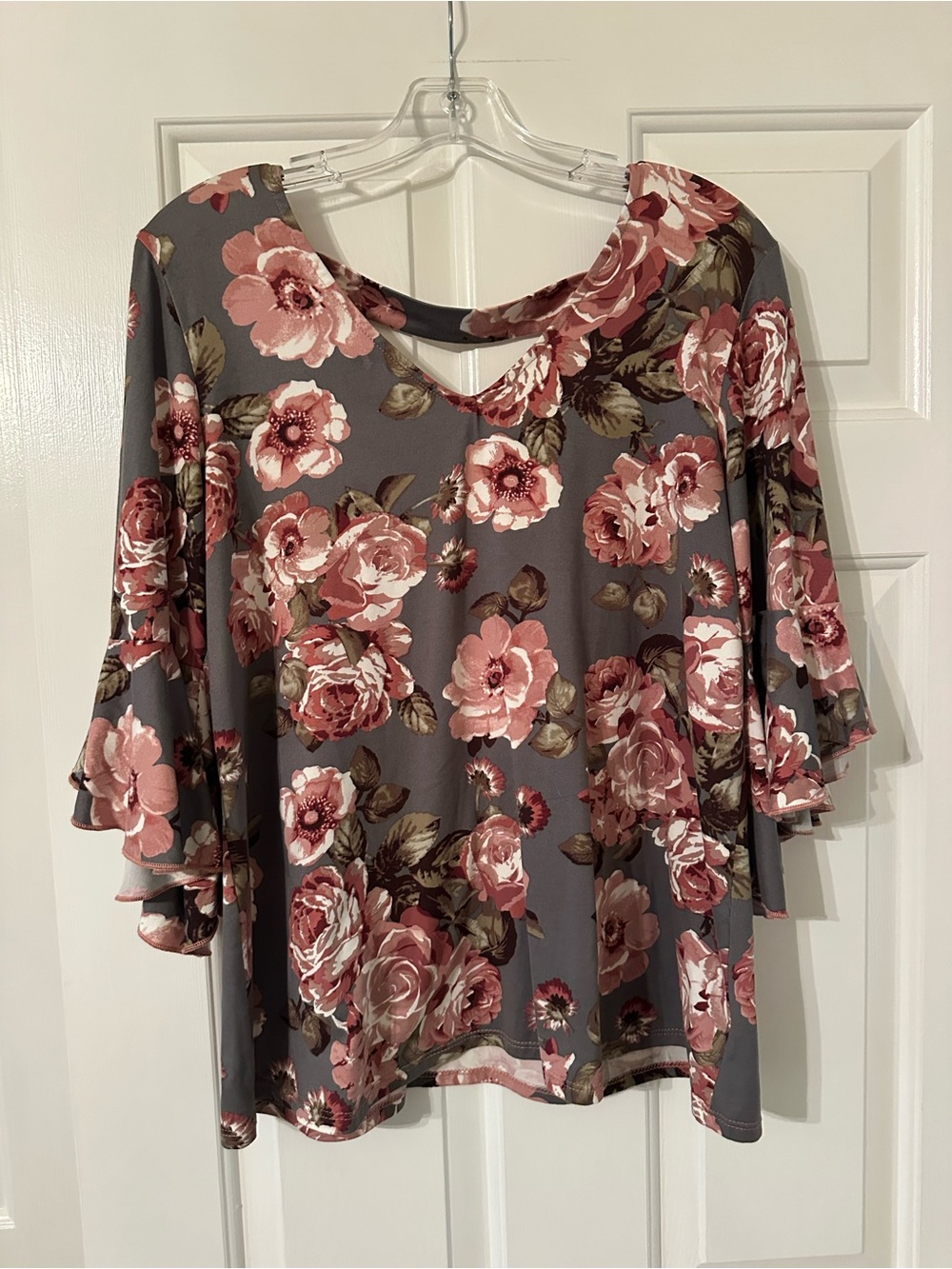 Espresso Gray Floral Bell-Sleeve Blouse with Pink Roses